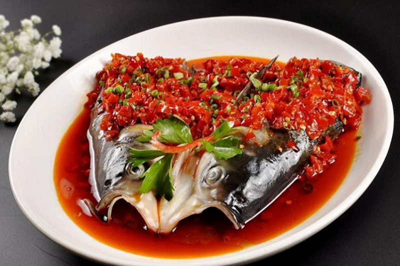 探寻湘菜之味:地道湖南菜的烹饪技巧
